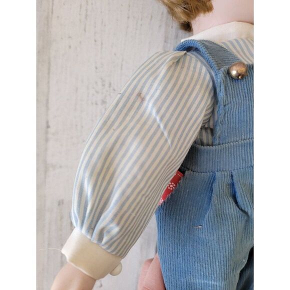 Design debut porcelain doll little boy blue collectible - Picture 7 of 13